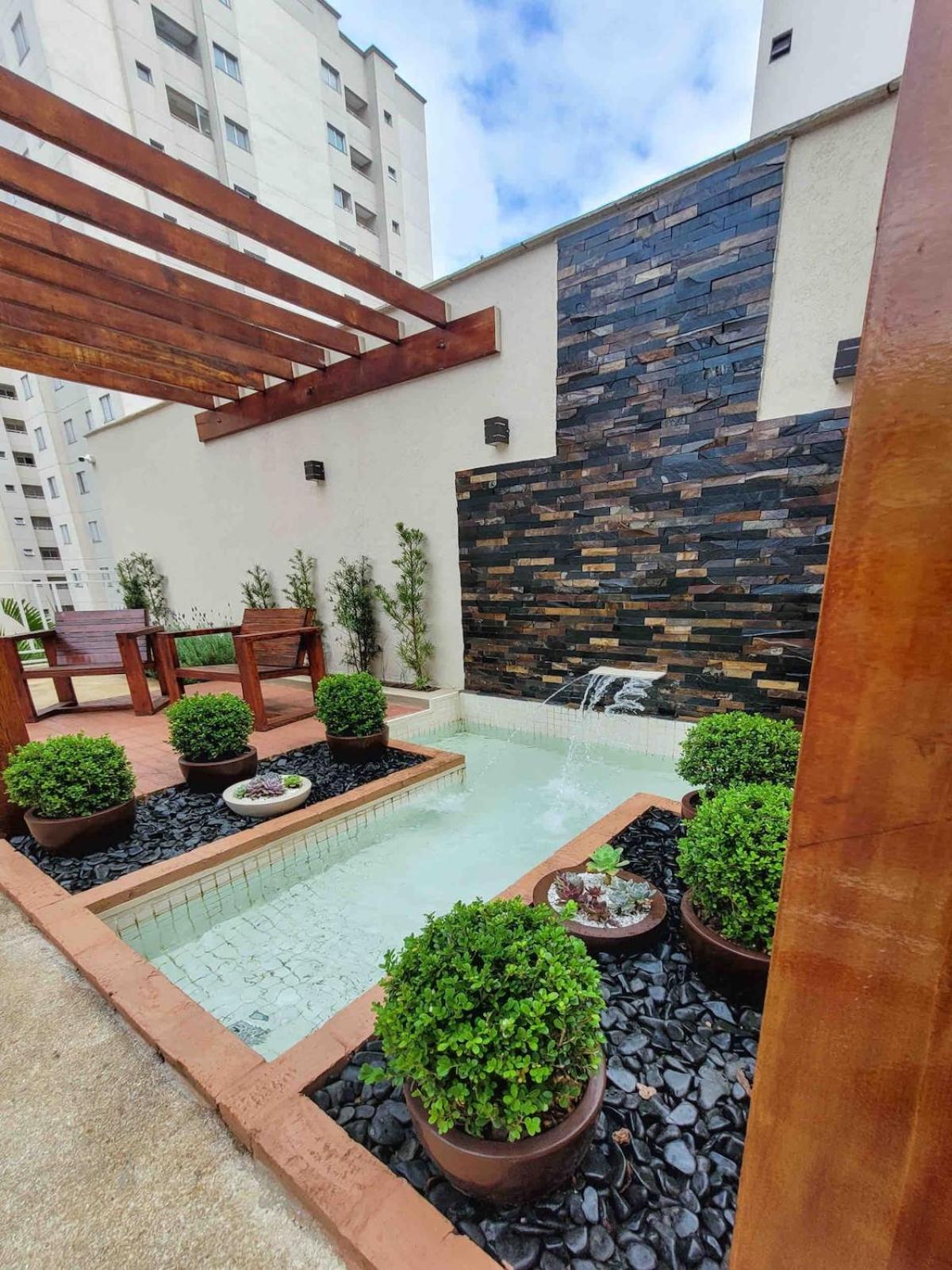 Bem No Centro, Cozinha Completa, Varanda E Garagem Посус-ди-Калдас Экстерьер фото