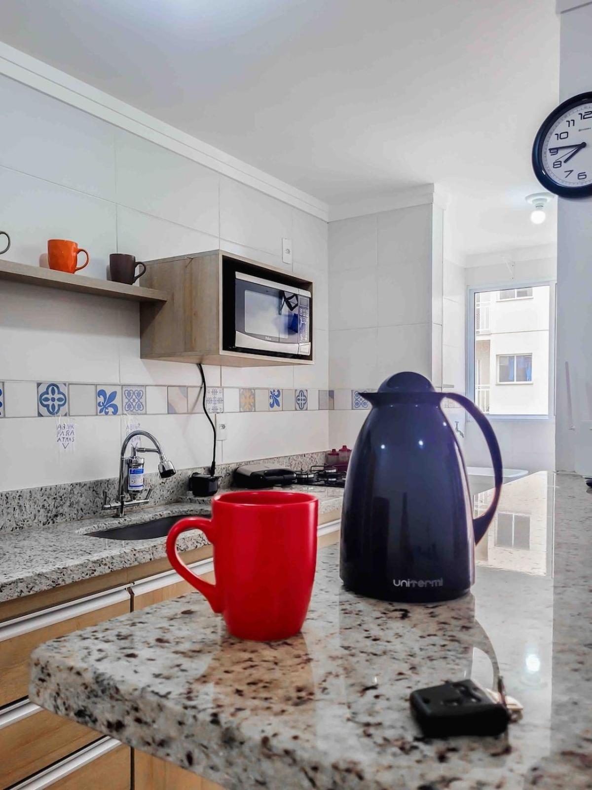Bem No Centro, Cozinha Completa, Varanda E Garagem Посус-ди-Калдас Экстерьер фото