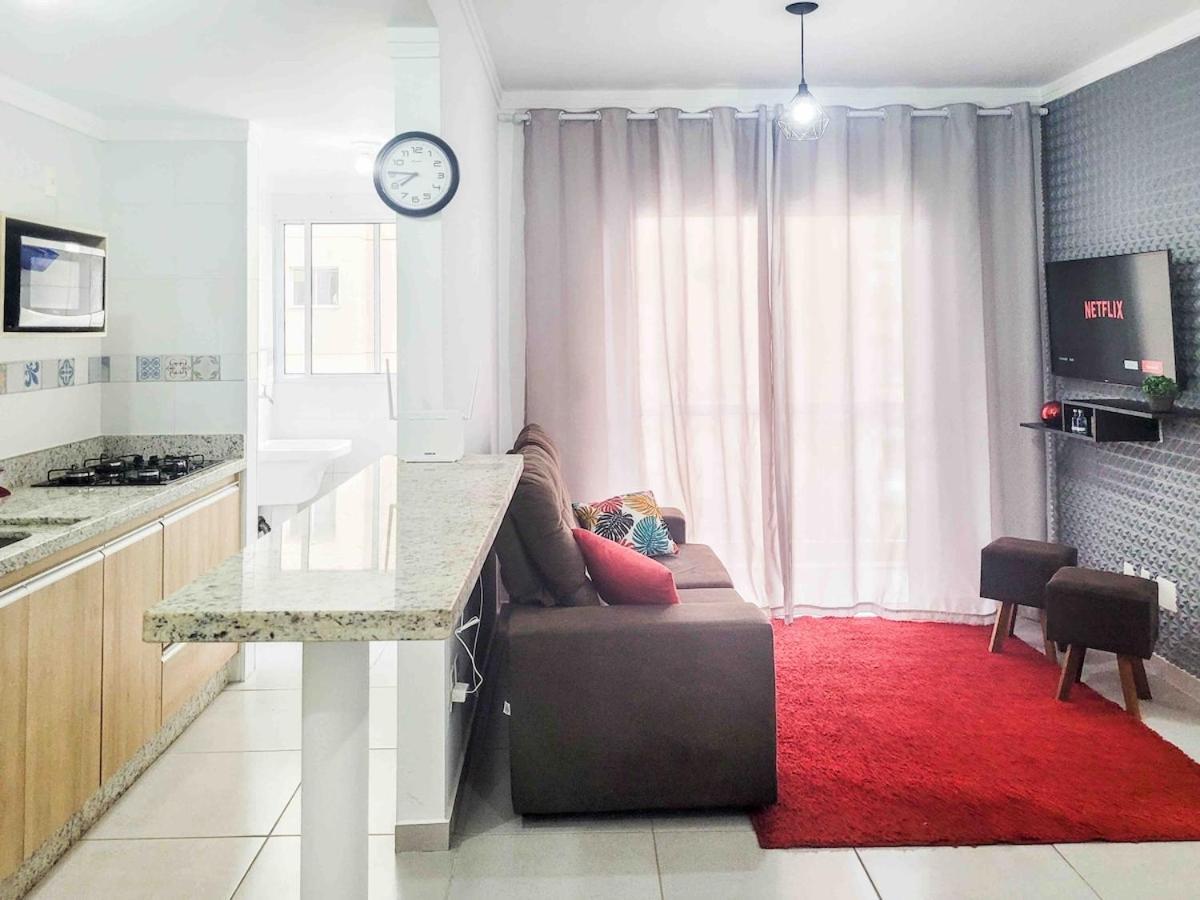 Bem No Centro, Cozinha Completa, Varanda E Garagem Посус-ди-Калдас Экстерьер фото